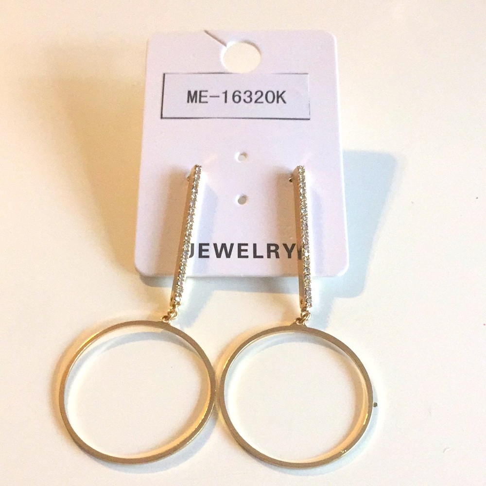 Dangling earrings